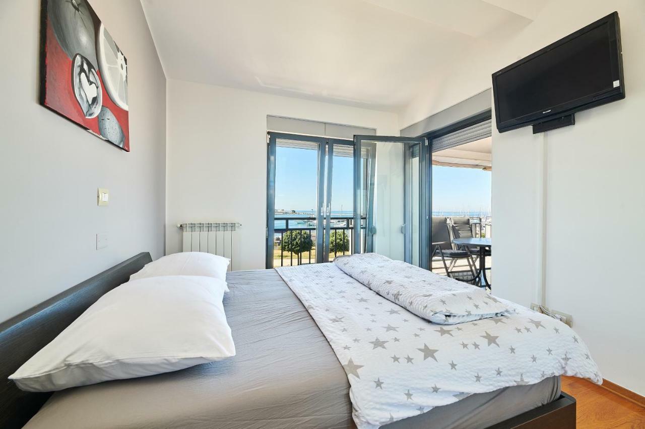 Apartment Bellavista Sea View 乌马格 外观 照片